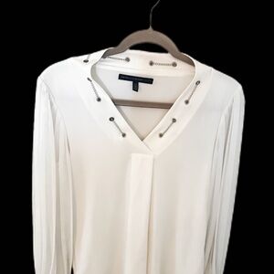 White House Black Market Ivory V-Neck Chain-Trim Blouse